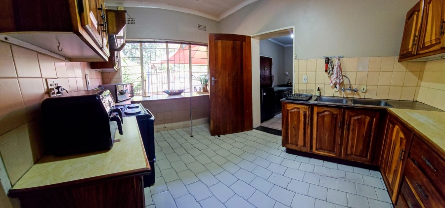 4 Bedroom Property for Sale in Randhart Gauteng