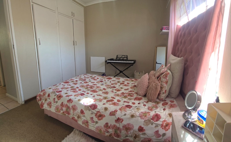 4 Bedroom Property for Sale in Randhart Gauteng