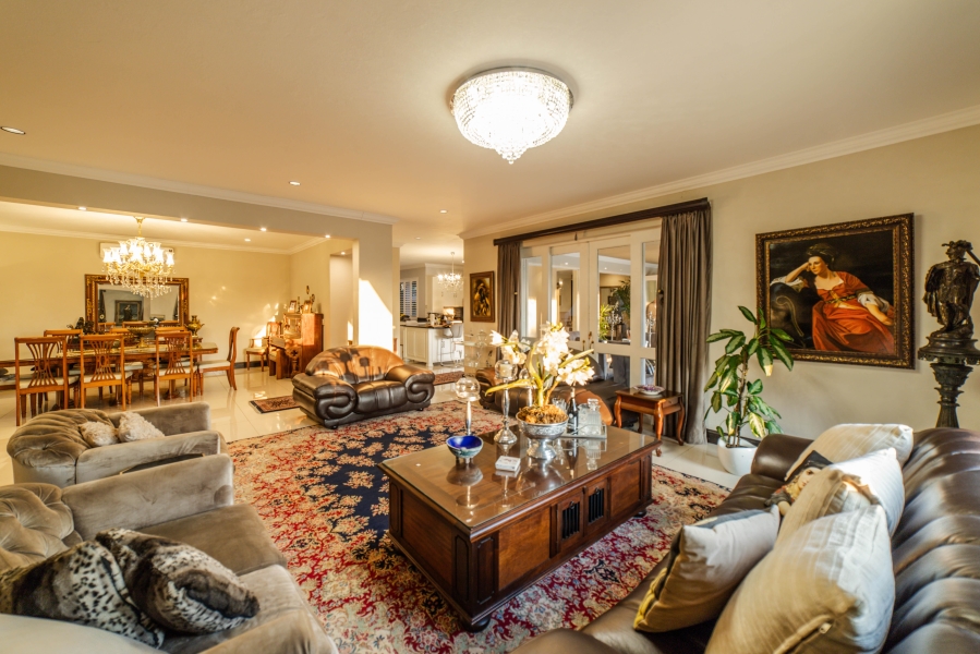 5 Bedroom Property for Sale in Dainfern Golf Estate Gauteng