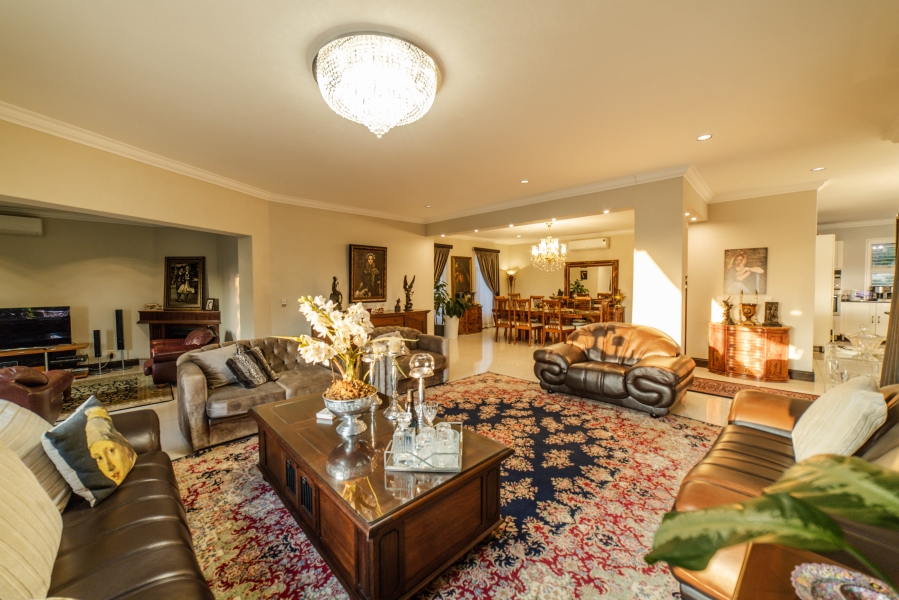 5 Bedroom Property for Sale in Dainfern Golf Estate Gauteng