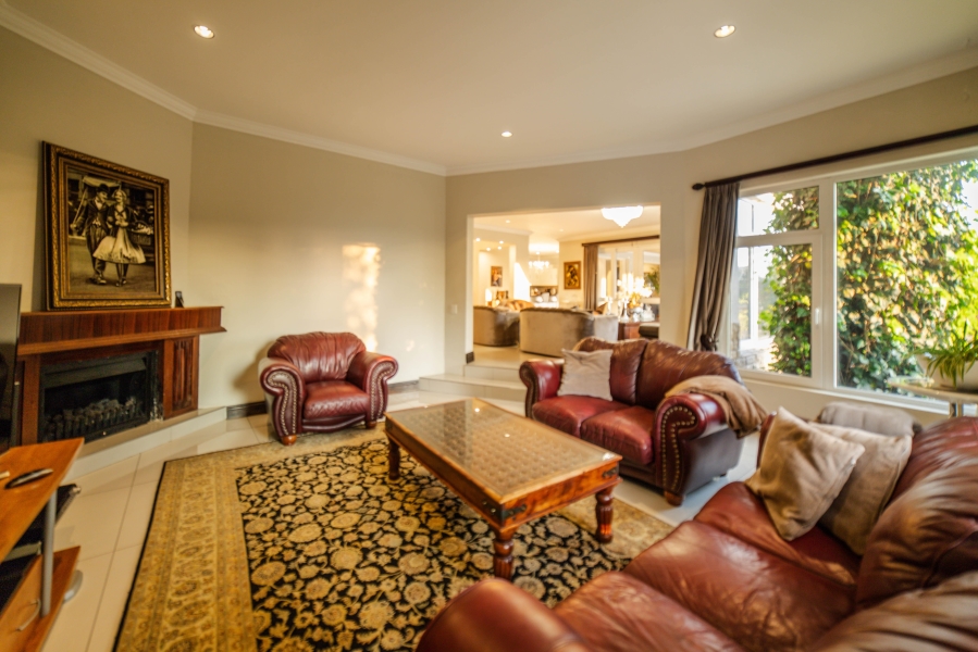 5 Bedroom Property for Sale in Dainfern Golf Estate Gauteng