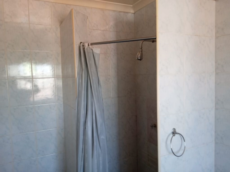 2 Bedroom Property for Sale in Brackenhurst Gauteng