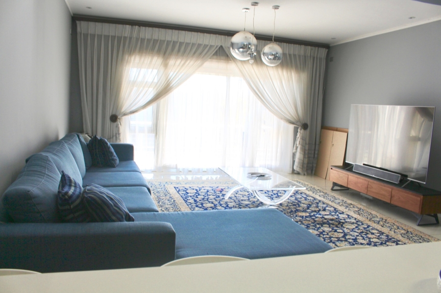 To Let 3 Bedroom Property for Rent in Oaklands Gauteng