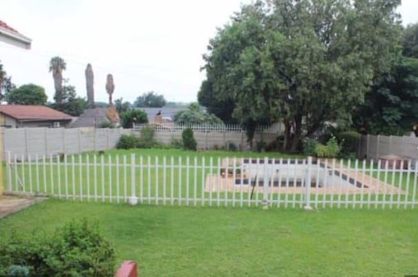 3 Bedroom Property for Sale in Edleen Gauteng