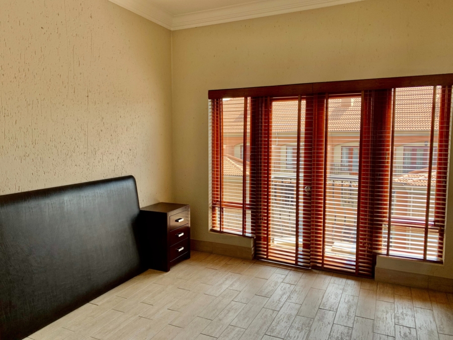 To Let 2 Bedroom Property for Rent in Morningside Gauteng