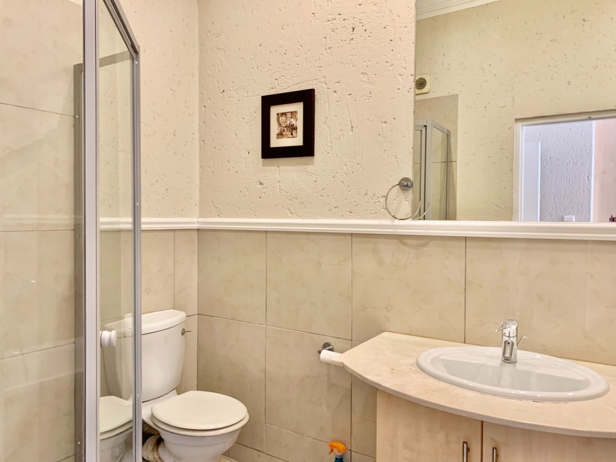 To Let 2 Bedroom Property for Rent in Morningside Gauteng