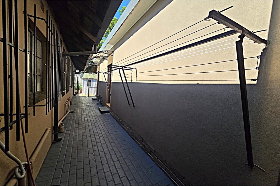 5 Bedroom Property for Sale in Wonderboom Gauteng