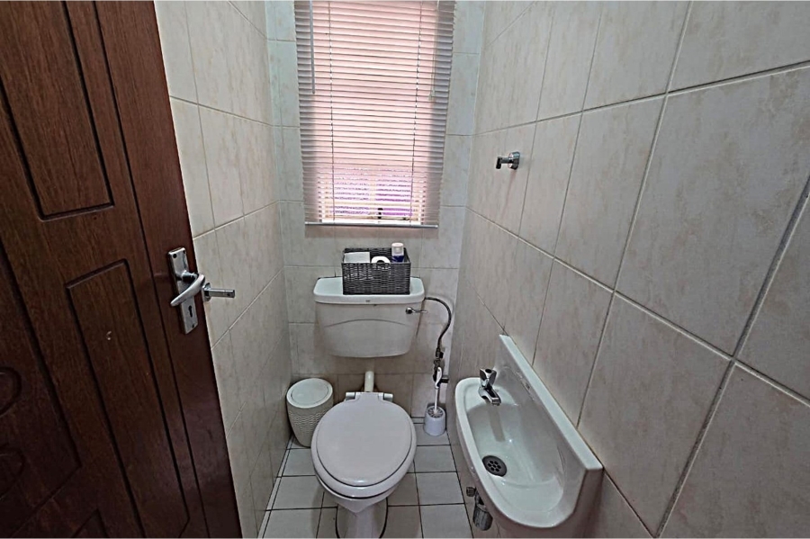 5 Bedroom Property for Sale in Wonderboom Gauteng
