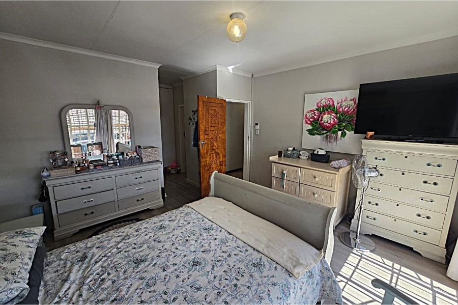 5 Bedroom Property for Sale in Wonderboom Gauteng