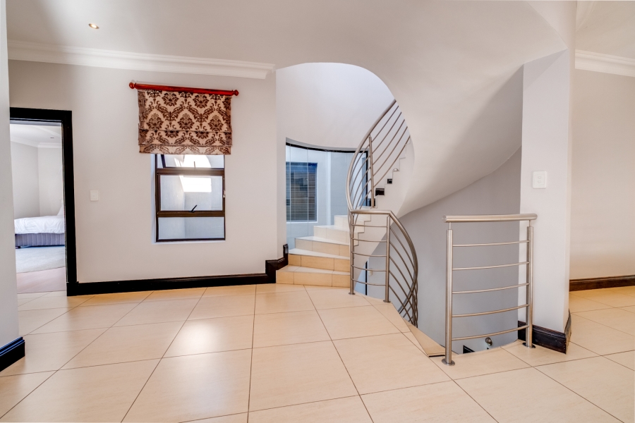 4 Bedroom Property for Sale in Bryanston Gauteng