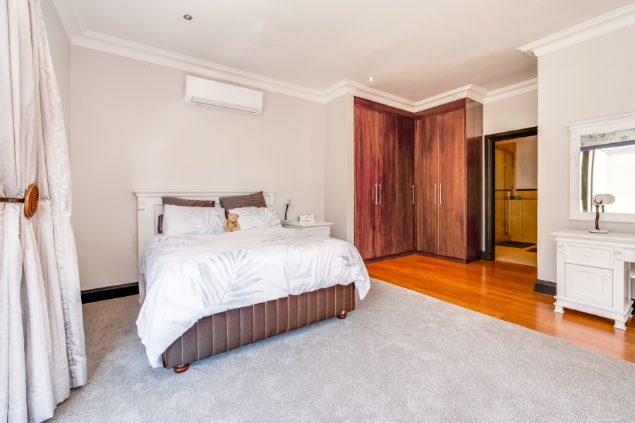 4 Bedroom Property for Sale in Bryanston Gauteng