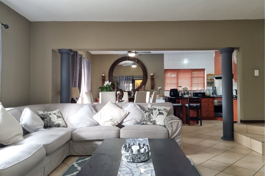 4 Bedroom Property for Sale in Moreleta Park Gauteng