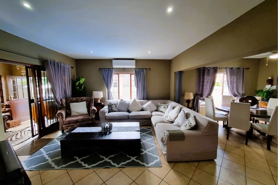 4 Bedroom Property for Sale in Moreleta Park Gauteng