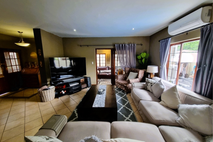 4 Bedroom Property for Sale in Moreleta Park Gauteng
