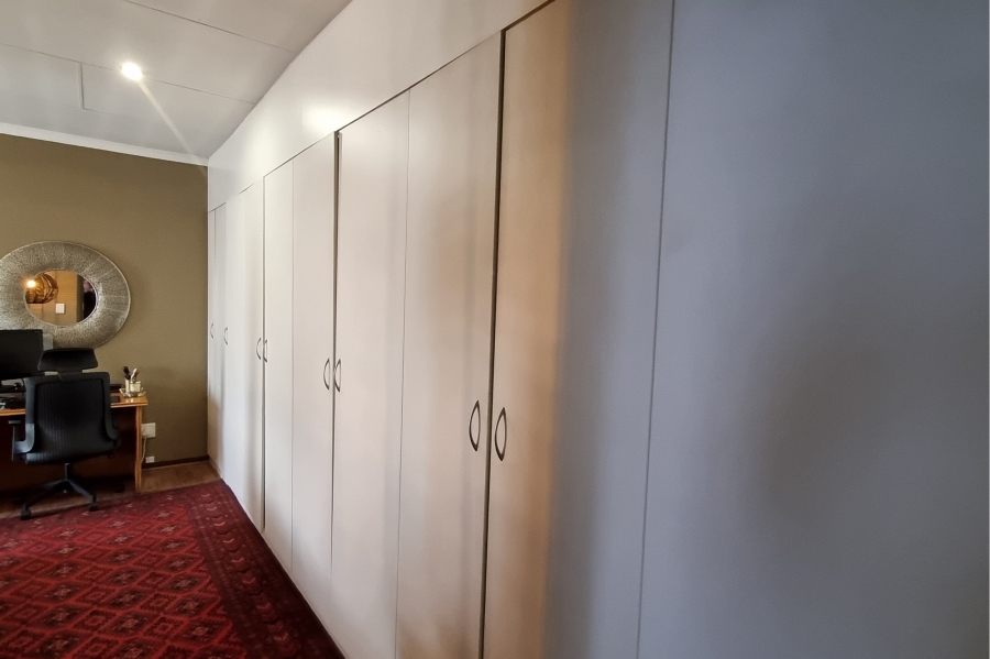 4 Bedroom Property for Sale in Moreleta Park Gauteng