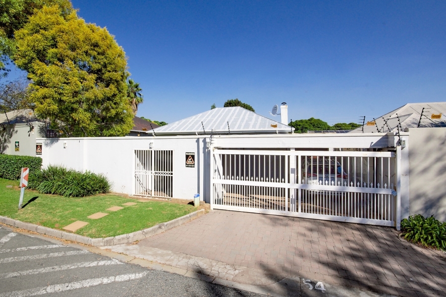 To Let 2 Bedroom Property for Rent in Parkhurst Gauteng