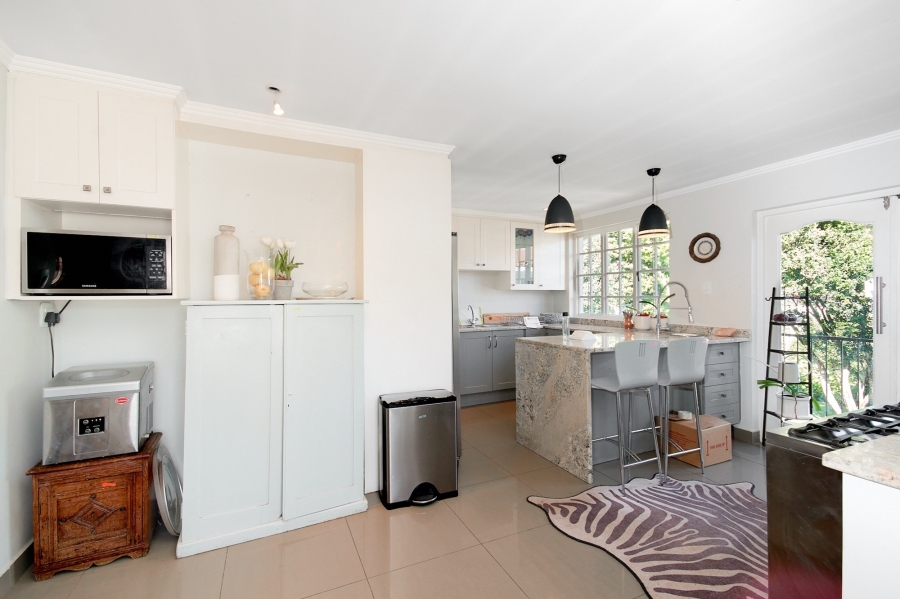 To Let 2 Bedroom Property for Rent in Parkhurst Gauteng