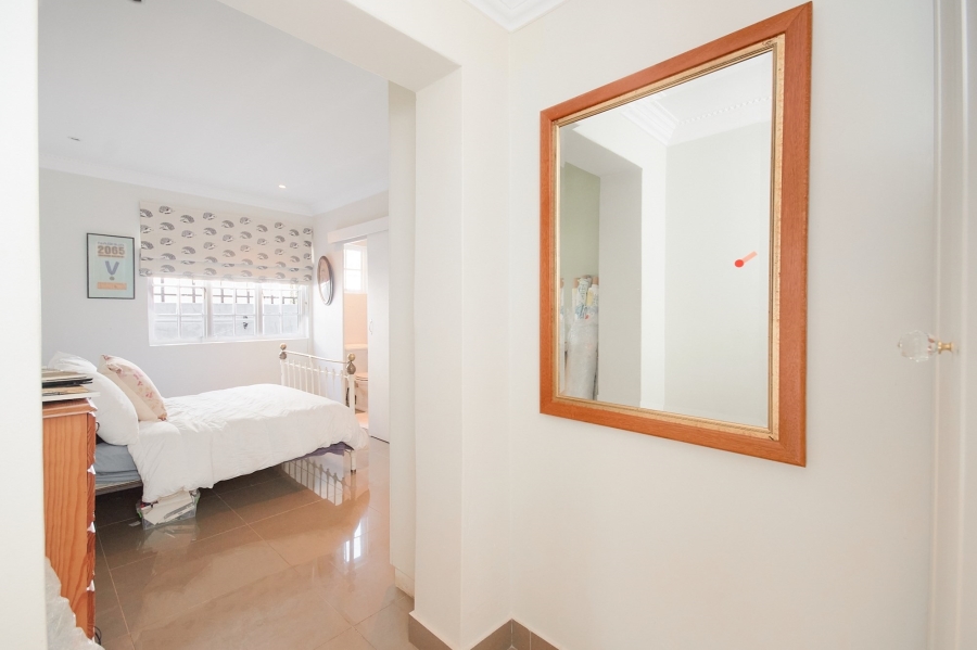 To Let 2 Bedroom Property for Rent in Parkhurst Gauteng
