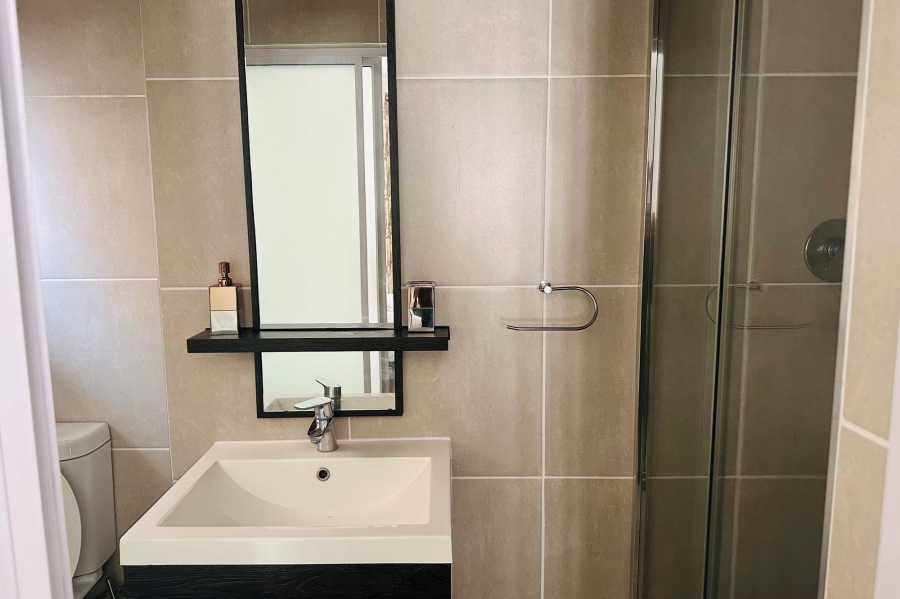 To Let 3 Bedroom Property for Rent in Olivedale Gauteng