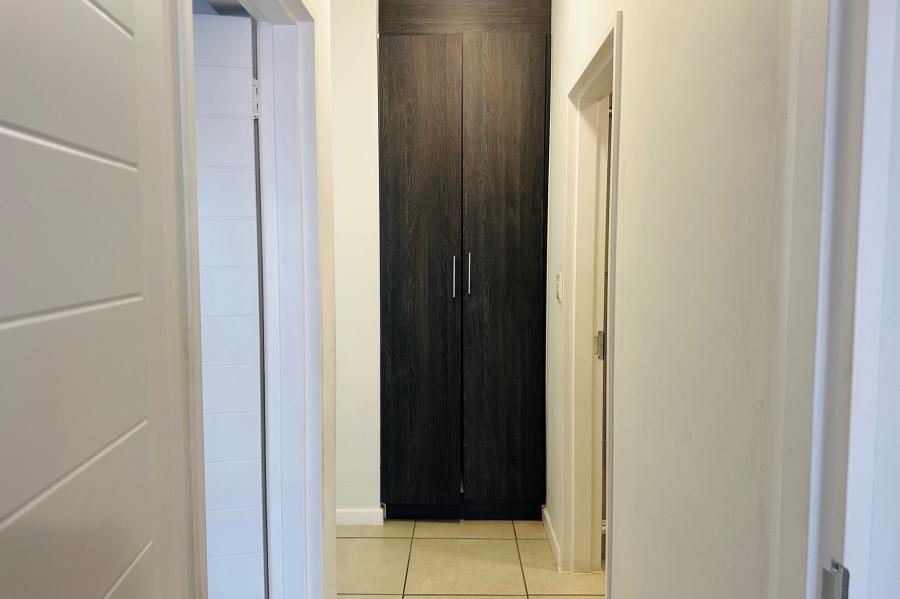 To Let 3 Bedroom Property for Rent in Olivedale Gauteng