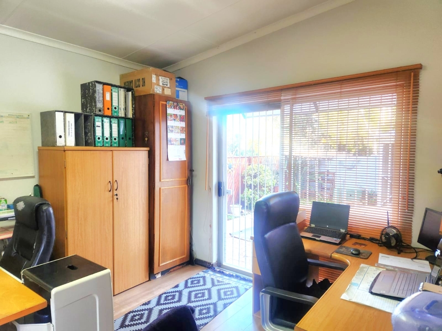 3 Bedroom Property for Sale in Doringkloof Gauteng