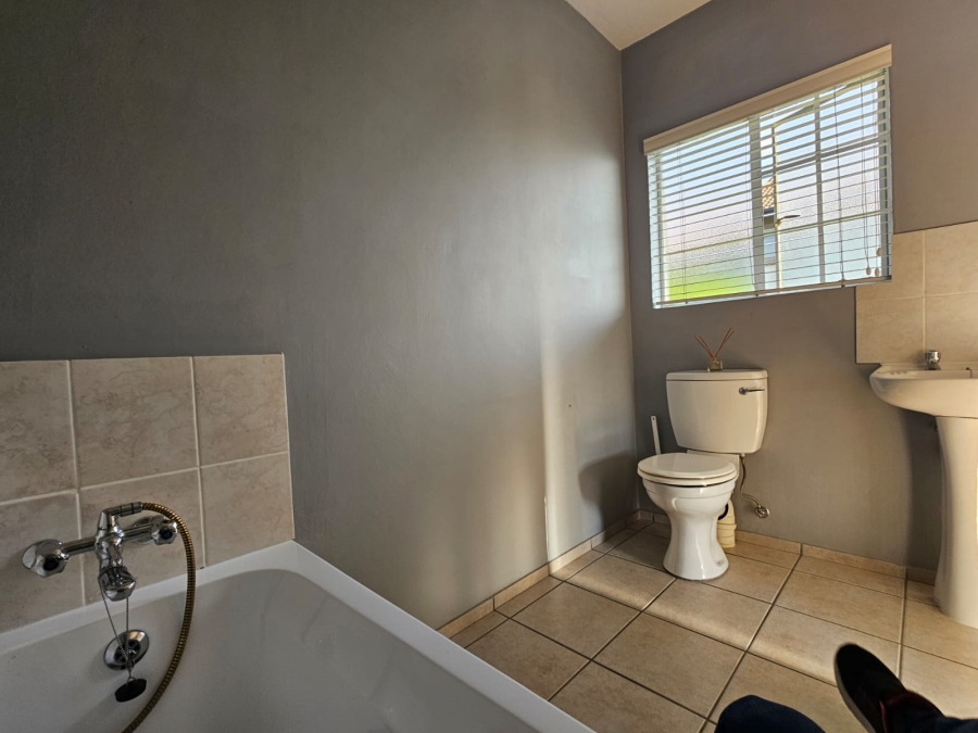 To Let 2 Bedroom Property for Rent in Rynfield Gauteng