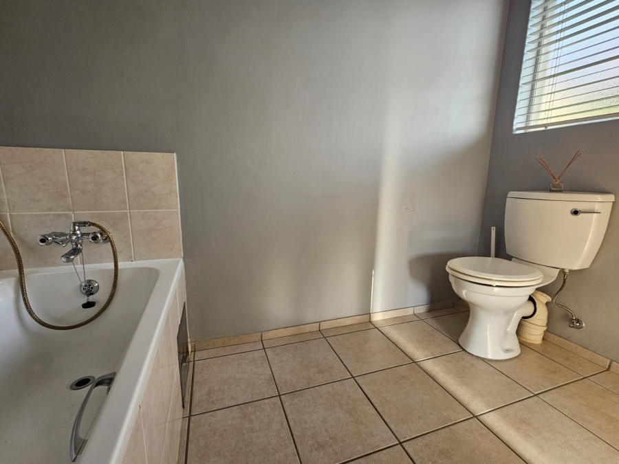 To Let 2 Bedroom Property for Rent in Rynfield Gauteng