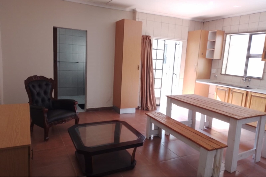 To Let 2 Bedroom Property for Rent in Greenside Gauteng