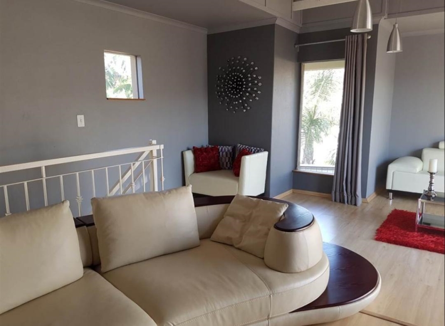 To Let 3 Bedroom Property for Rent in Strubensvallei Gauteng