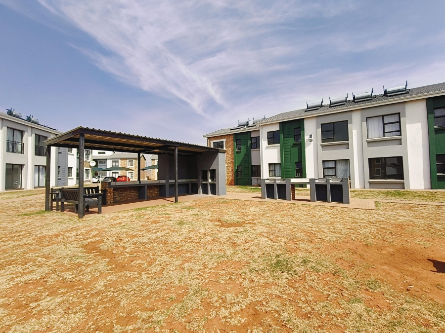 1 Bedroom Property for Sale in Protea Glen Gauteng
