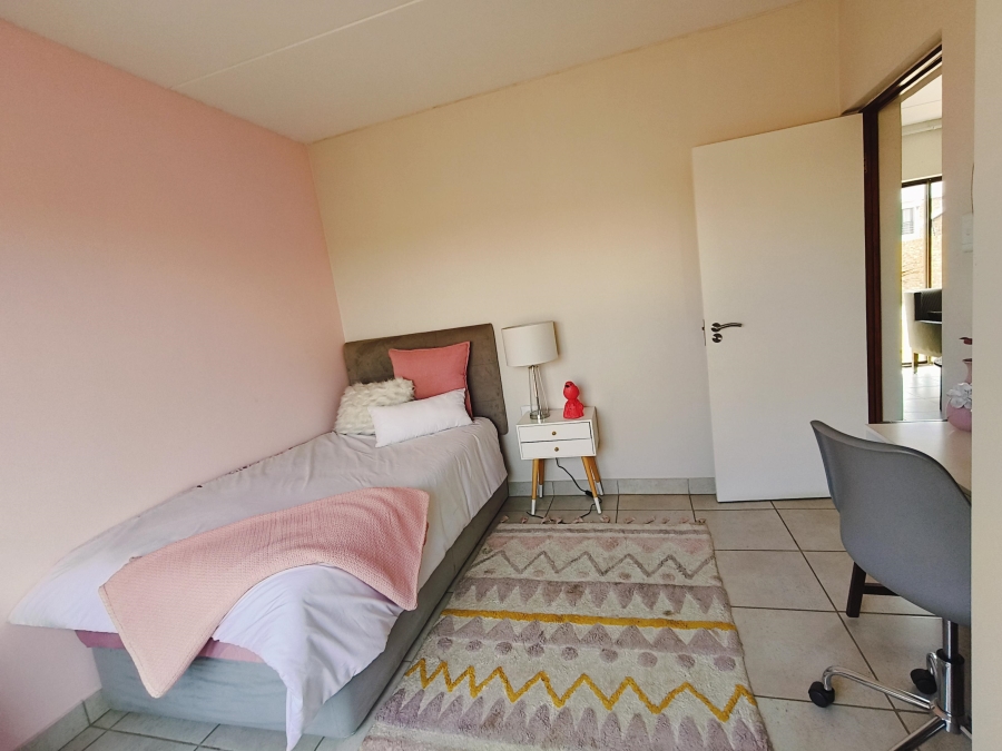 1 Bedroom Property for Sale in Protea Glen Gauteng