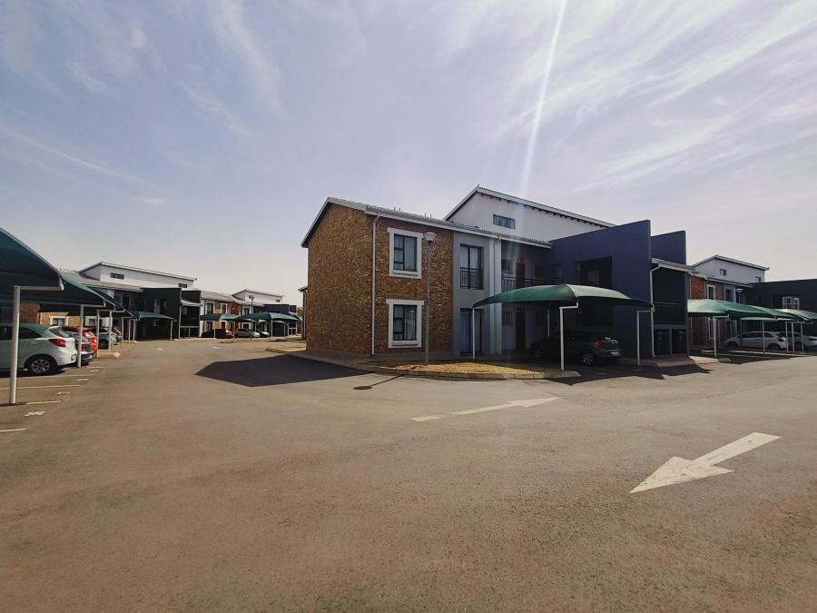 1 Bedroom Property for Sale in Protea Glen Gauteng
