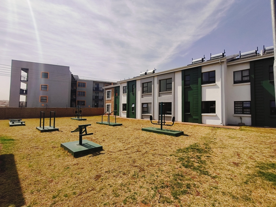 2 Bedroom Property for Sale in Protea Glen Gauteng