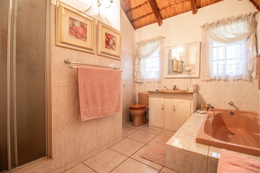 4 Bedroom Property for Sale in Moreleta Park Gauteng