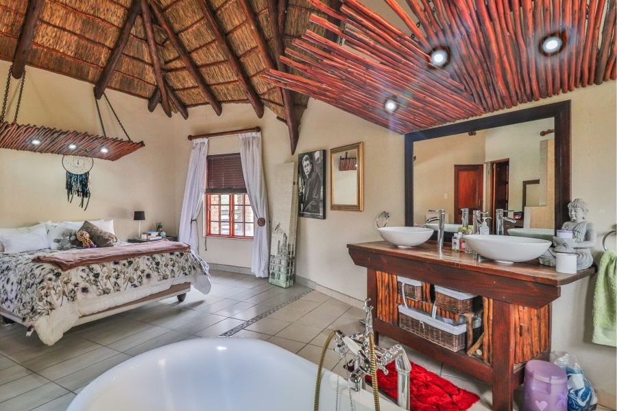 4 Bedroom Property for Sale in Moreleta Park Gauteng