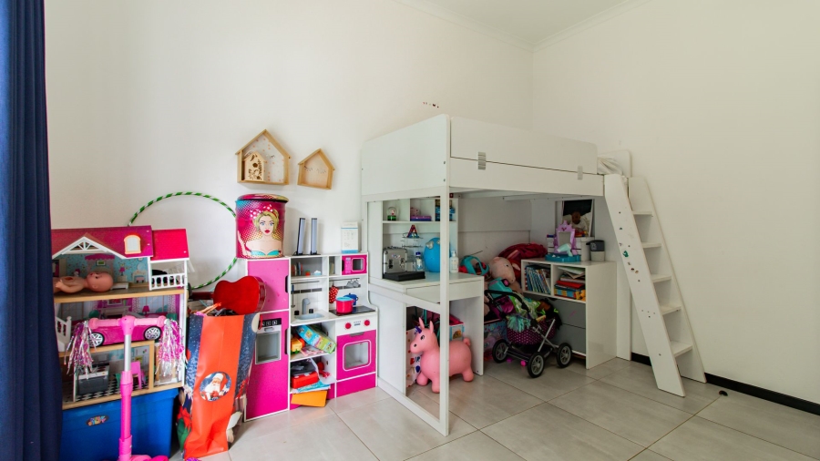 4 Bedroom Property for Sale in Thornhill Estate Gauteng