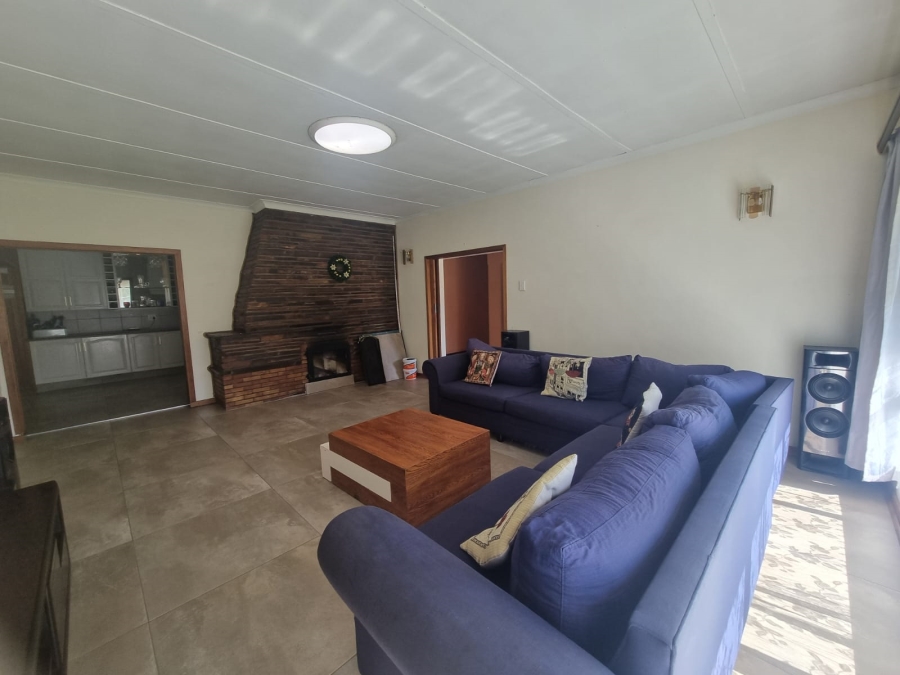 3 Bedroom Property for Sale in Three Rivers Gauteng