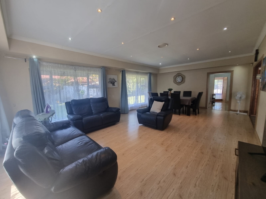 3 Bedroom Property for Sale in Three Rivers Gauteng