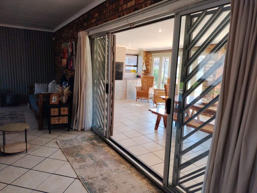 4 Bedroom Property for Sale in Golf Park Gauteng