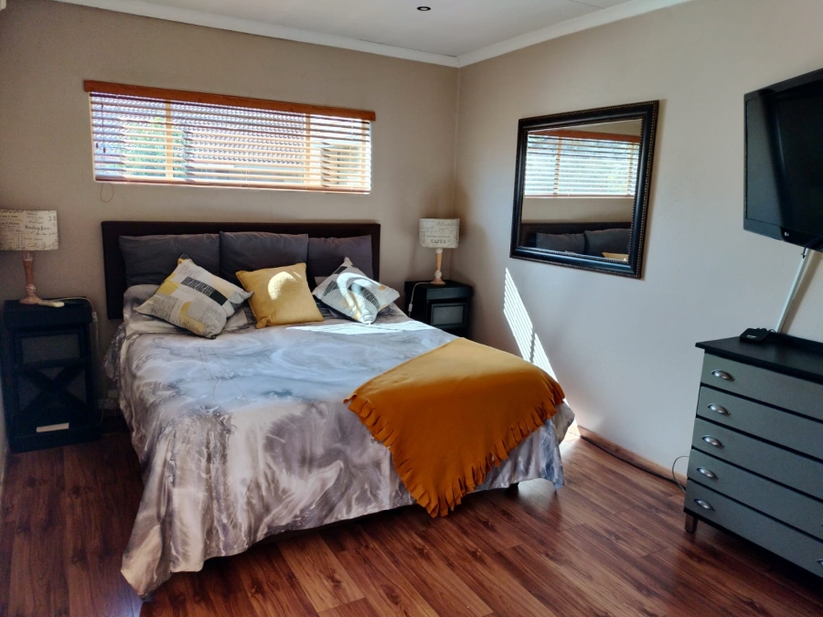 4 Bedroom Property for Sale in Golf Park Gauteng