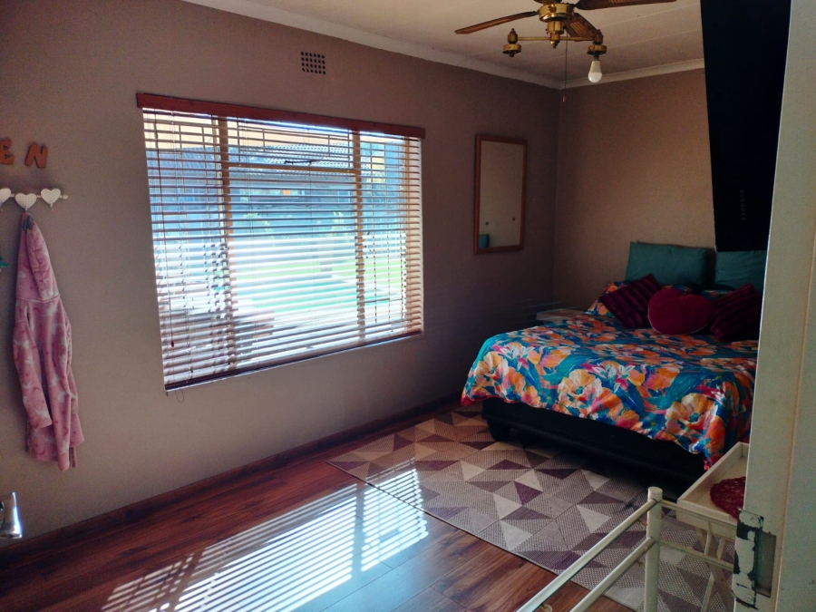 4 Bedroom Property for Sale in Golf Park Gauteng