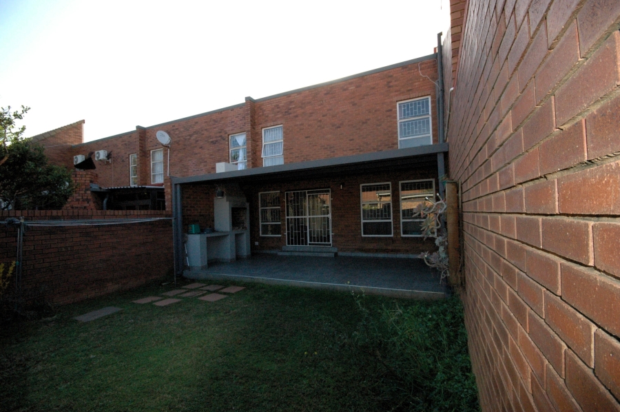 3 Bedroom Property for Sale in Elardus Park Gauteng