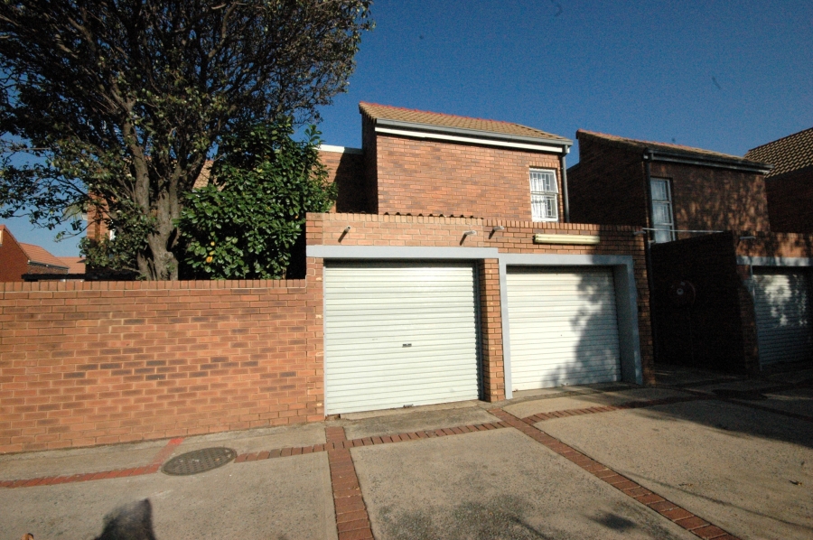 3 Bedroom Property for Sale in Elardus Park Gauteng