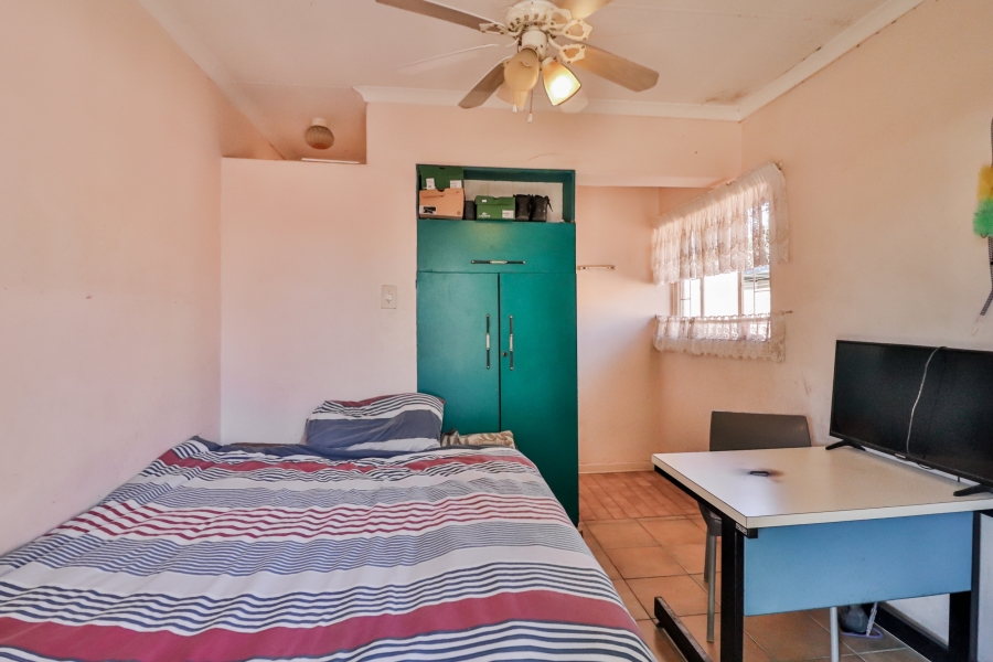 To Let 2 Bedroom Property for Rent in Theresa Park Gauteng