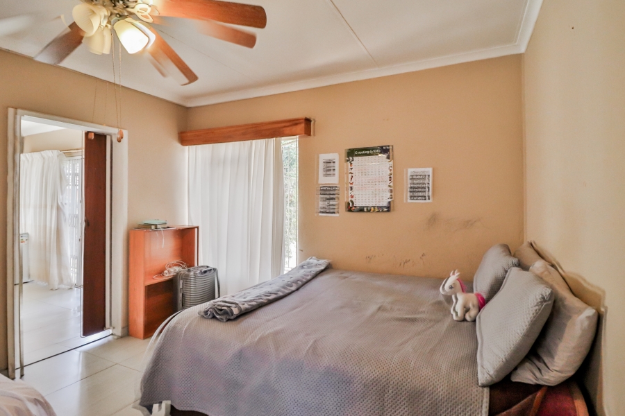To Let 2 Bedroom Property for Rent in Theresa Park Gauteng