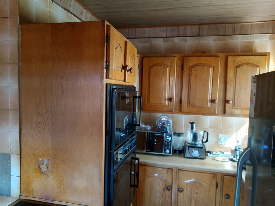 4 Bedroom Property for Sale in Soshanguve BB Gauteng