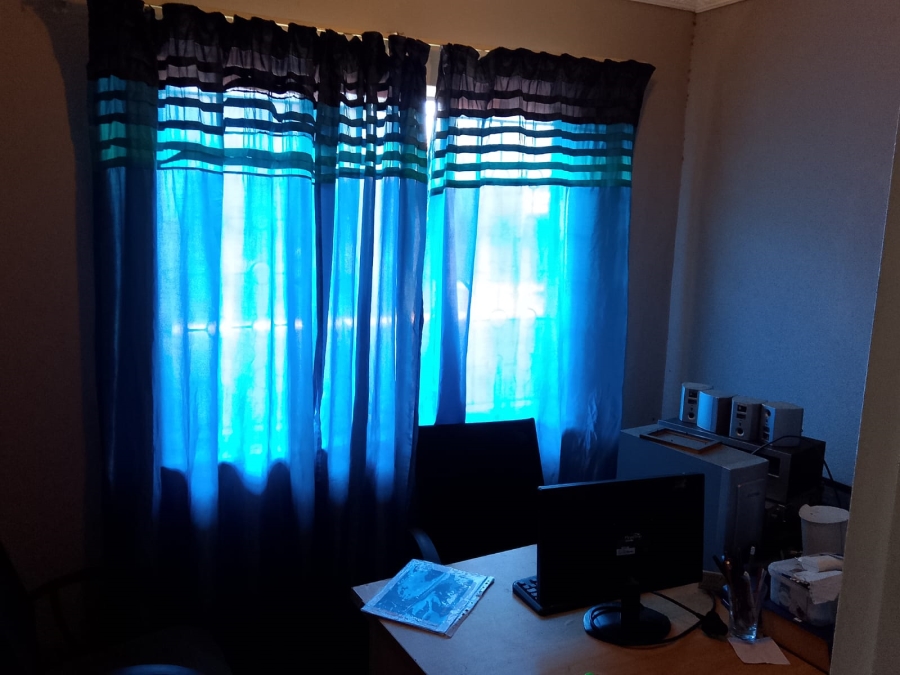 4 Bedroom Property for Sale in Soshanguve BB Gauteng