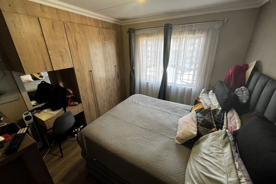 To Let 3 Bedroom Property for Rent in Roodepark Eco Estate Gauteng