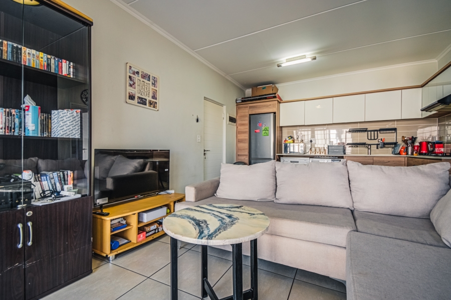 1 Bedroom Property for Sale in Modderfontein Gauteng