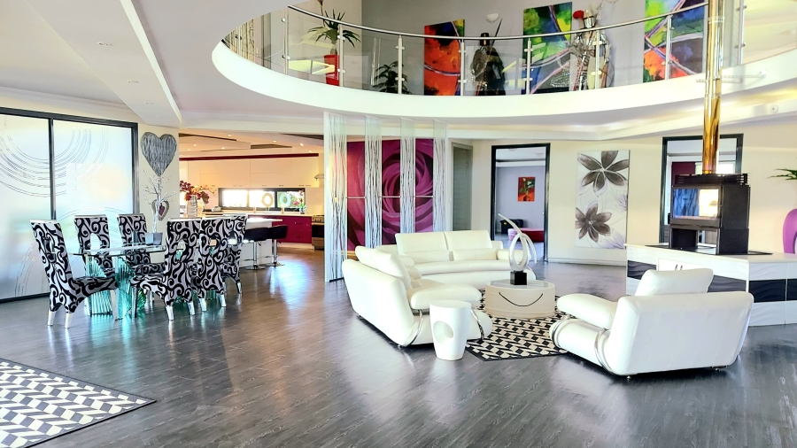 6 Bedroom Property for Sale in Dunblane Lifestyle and Equestrian Estate Gauteng